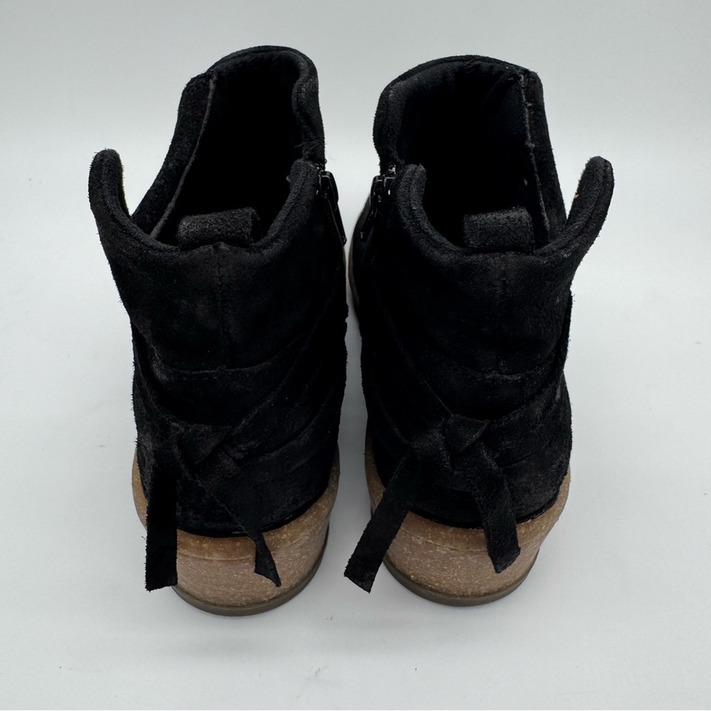 Born Vaughn Black Distressed Suede Leather Ankle Wedge Boot Size 9.5 - Picture 6 of 14